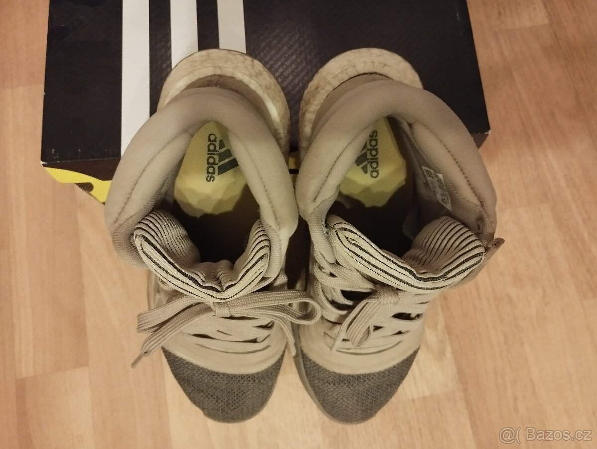 Boty Adidas 9,5cm - 5