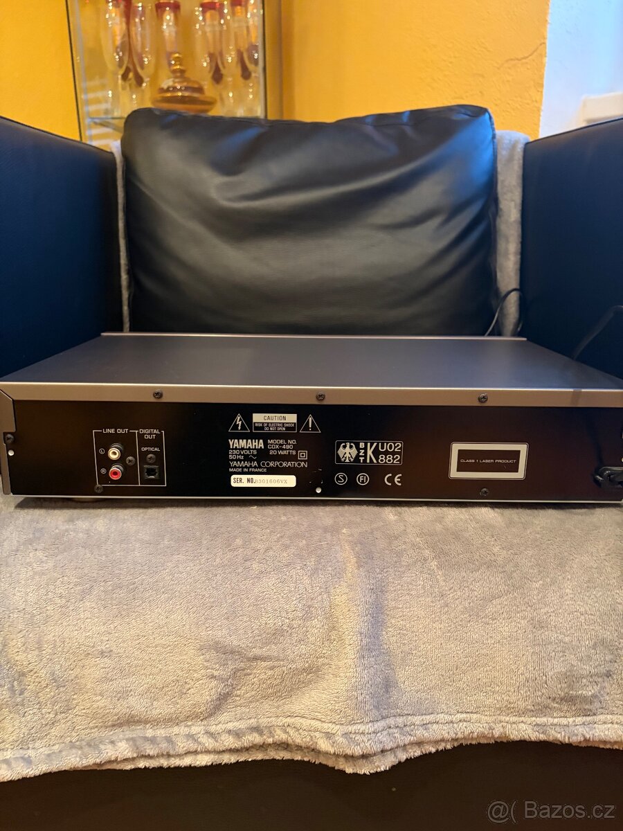 Yamaha CDX-490 CD-Přehrávač - 5