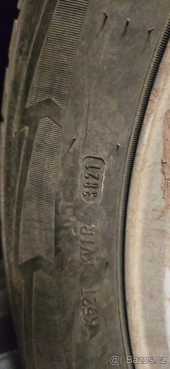 Alu kola Touareg 7P 255/55/18 zimni - 5