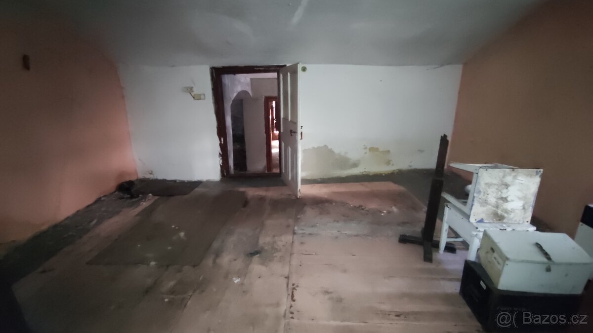 Nebytový prostor 3+kk (78 m2) u náměstí Velvary - 5