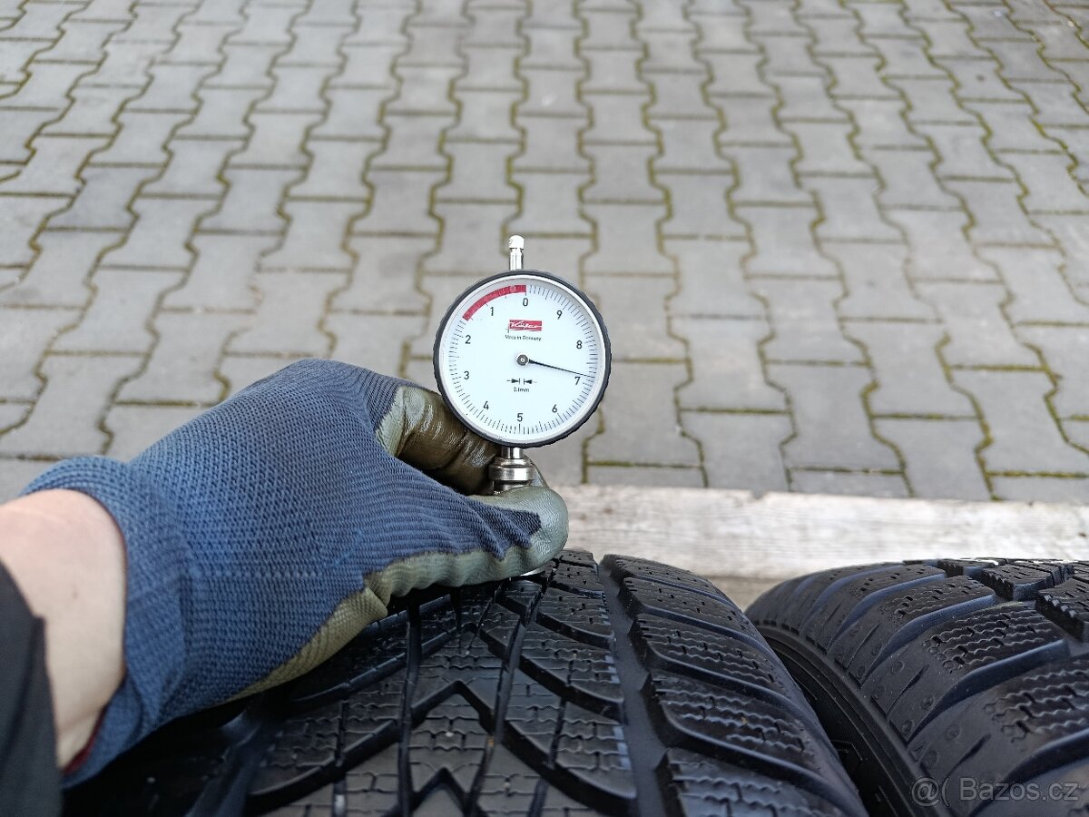 205/55/16 zimní pneu dunlop - 5