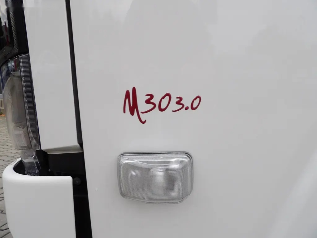 Isuzu, M30 7,5t 3,0L 150k A/T hák. no - 5