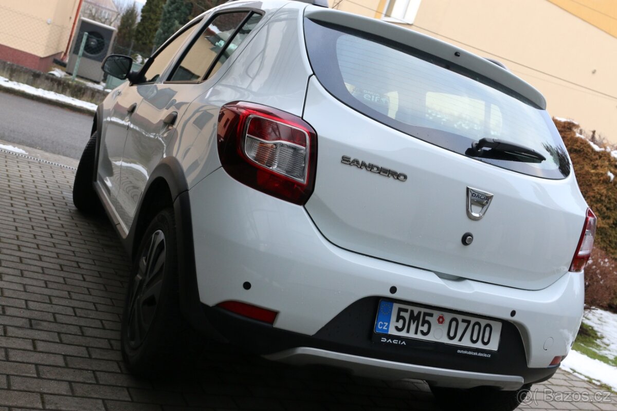 Dacia Sandero 0.9 ČR, Navigace - 5