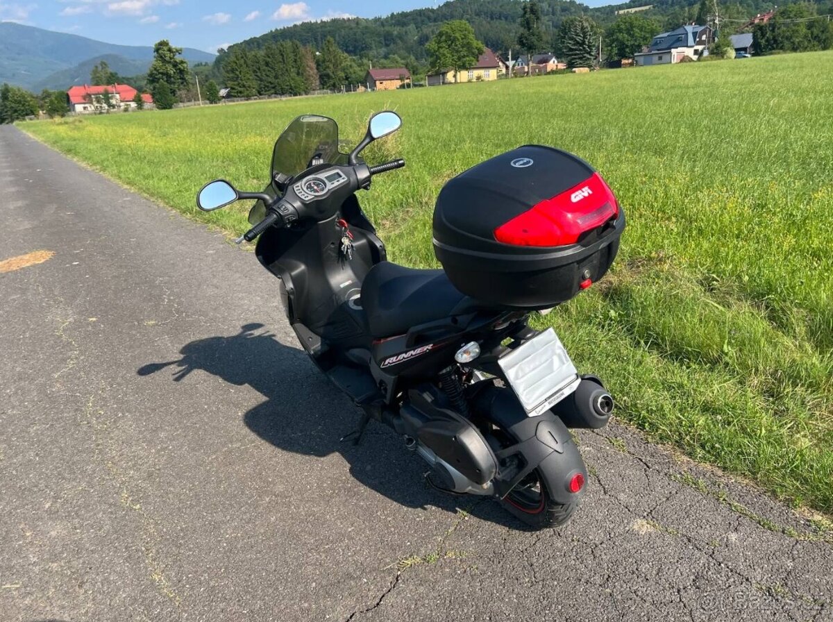 Gilera Runner 200 ST - 5