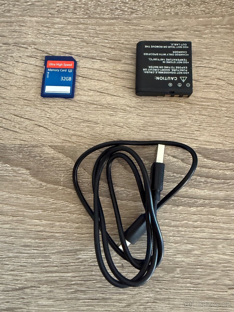 Kompaktní digitální foťák 4K - 5