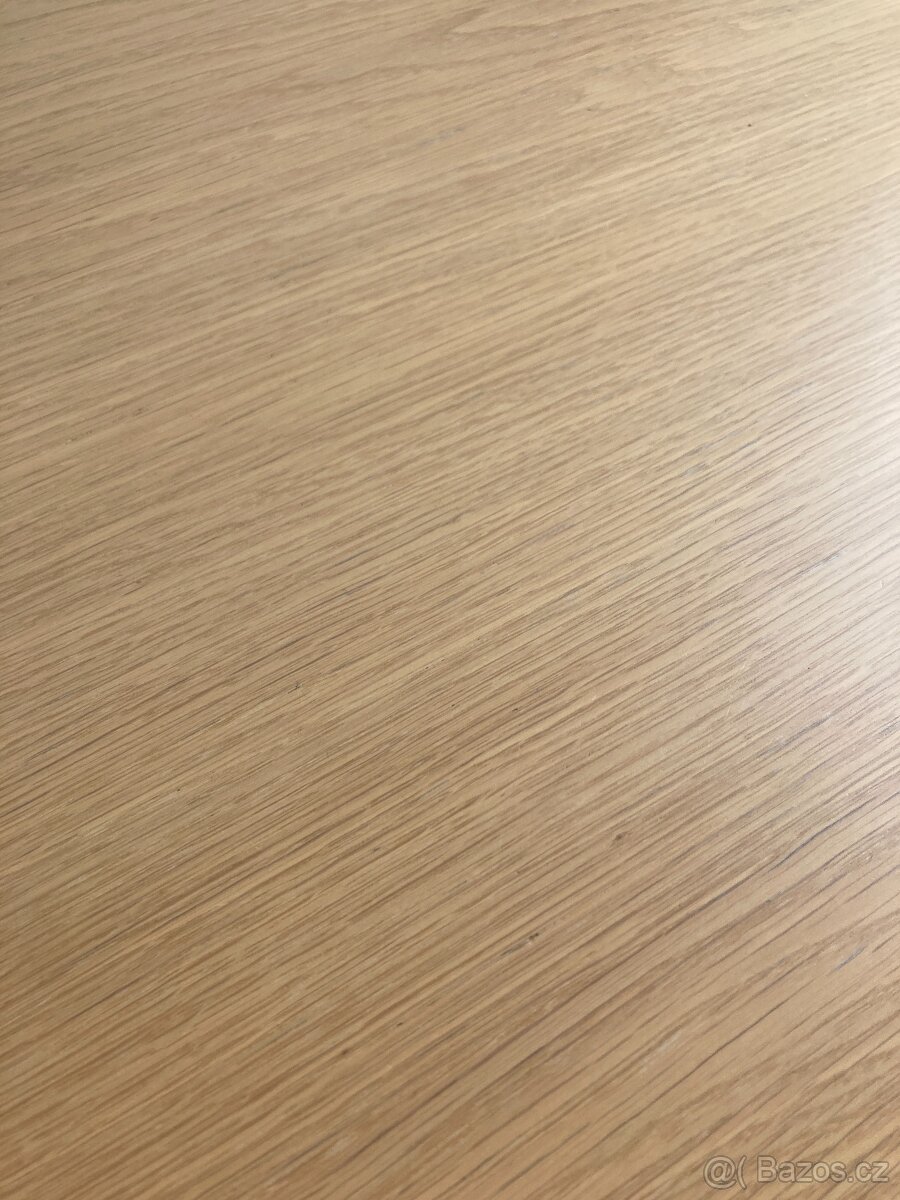 IKEA polohovatelný kancelářský stůl BEKANT pravý roh - 5