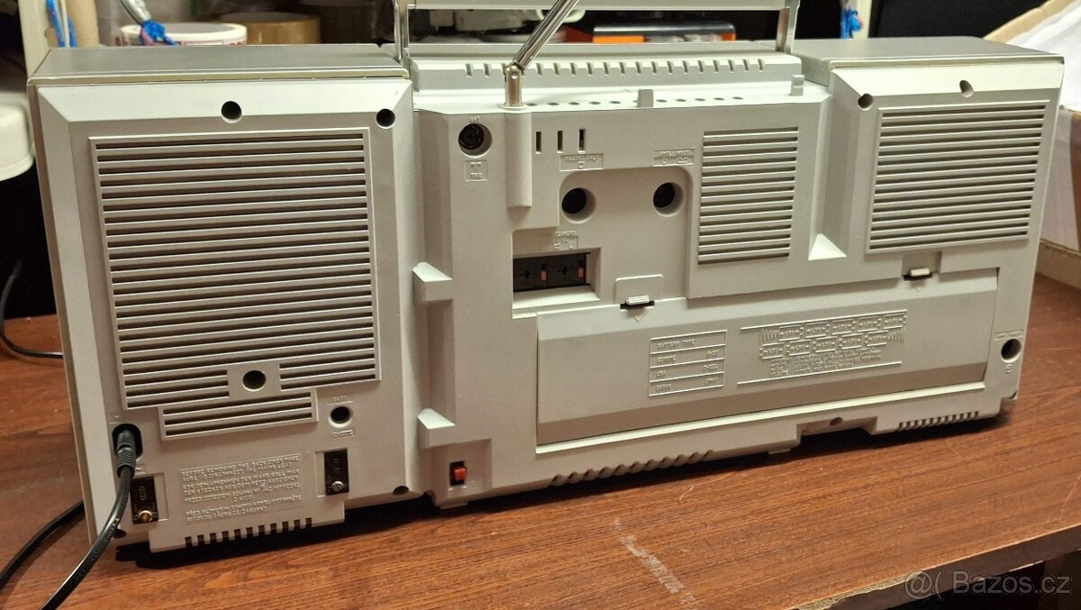 Tesla Condor K304 přenosné rádio - 5