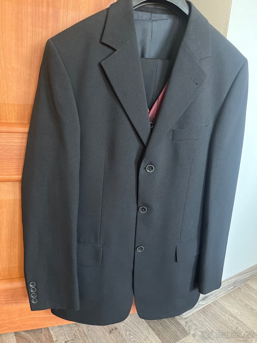 Krásný pánský oblek C&A s vestou - 5