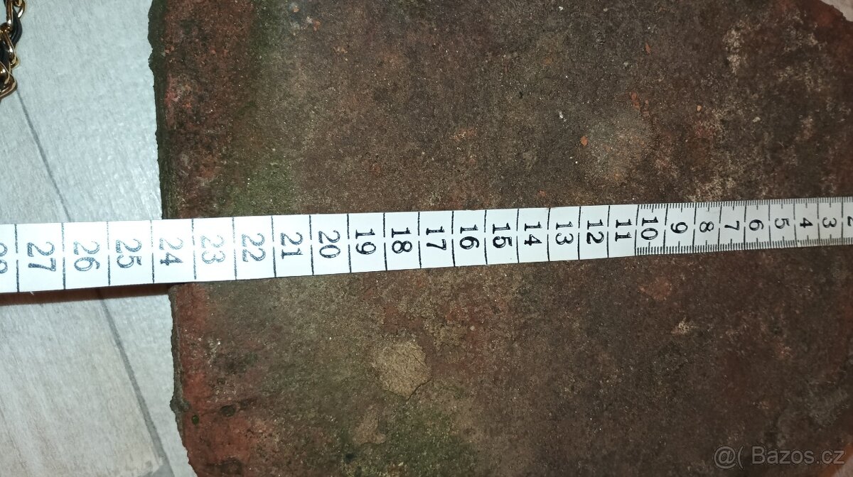 stará půdová dlažba - 5