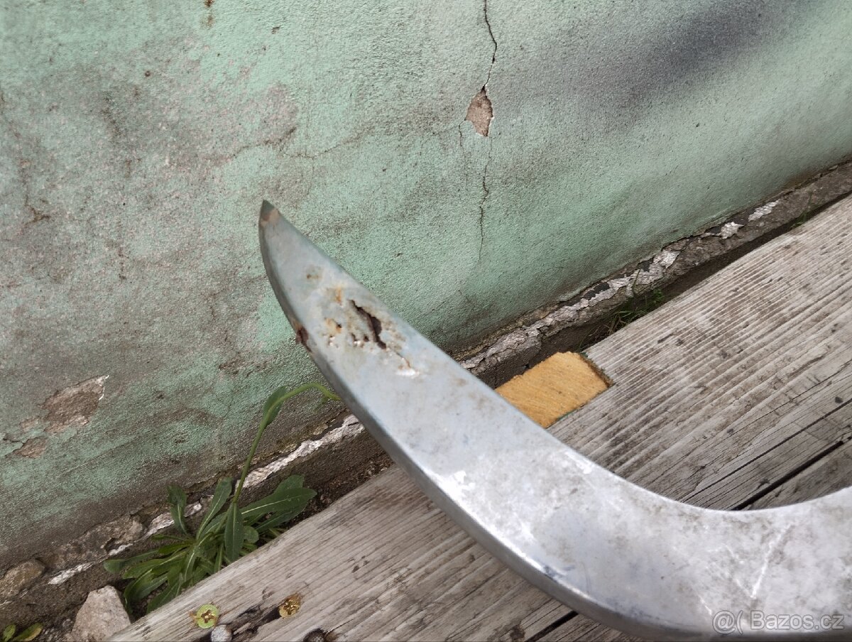 Predny naraznik 120 105 100 110 - 5