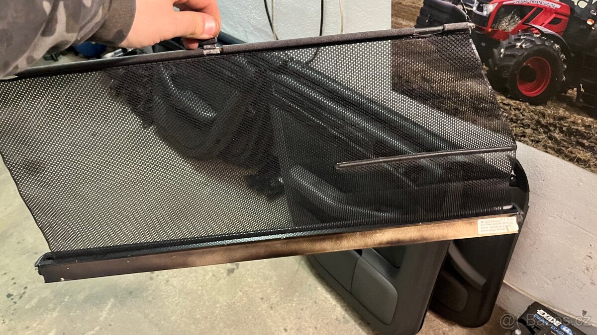 Audi A6 C5 - roletky, tapecirunky obložení dveří - 5