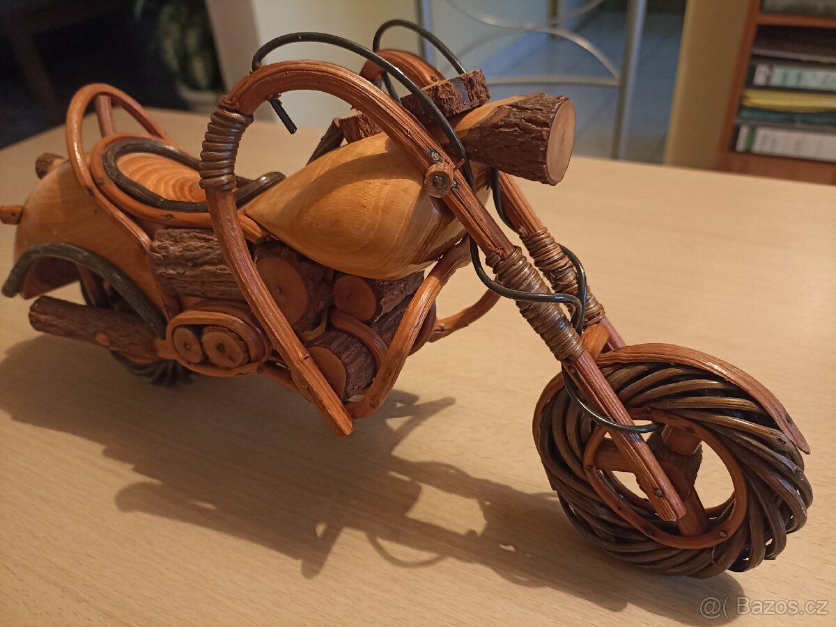Dřevěný model motocyklu - 5