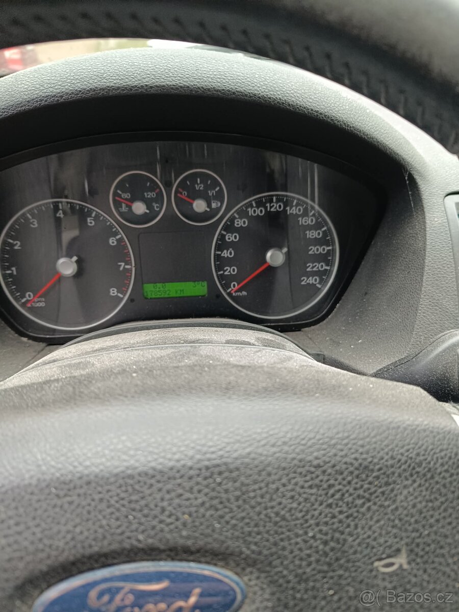 Ford C-Max 1.6 benzín | 2004 | 178 000 km - 5