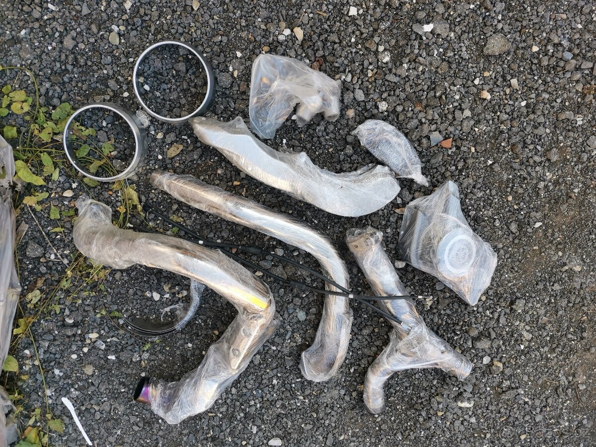 Yamaha MT01 Soubor dílů - 5