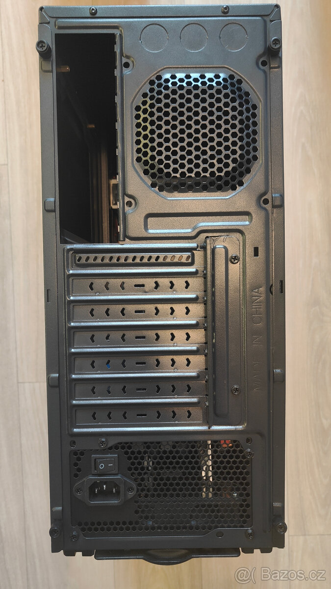 Počítačová skříň Evolveo + zdroj Evolveo 400W - 5