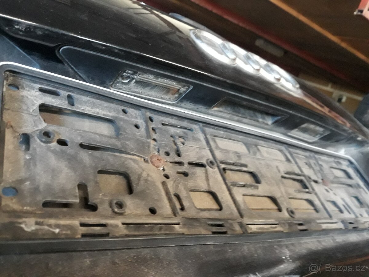 Kufr Audi A4 B7 - 5
