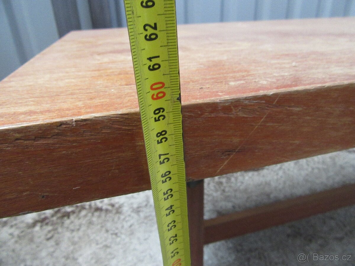 Nabízím zajimavý konferenční stolek Ludvík Volak. Původní st - 5