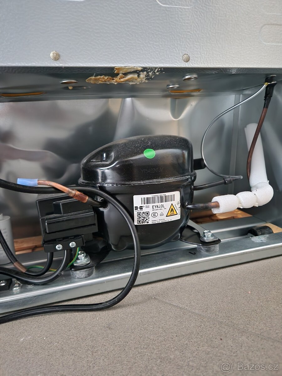 Šuplíkový mrazák Hisense – 165 L, TOP STAV, stáří 2 roky - 5