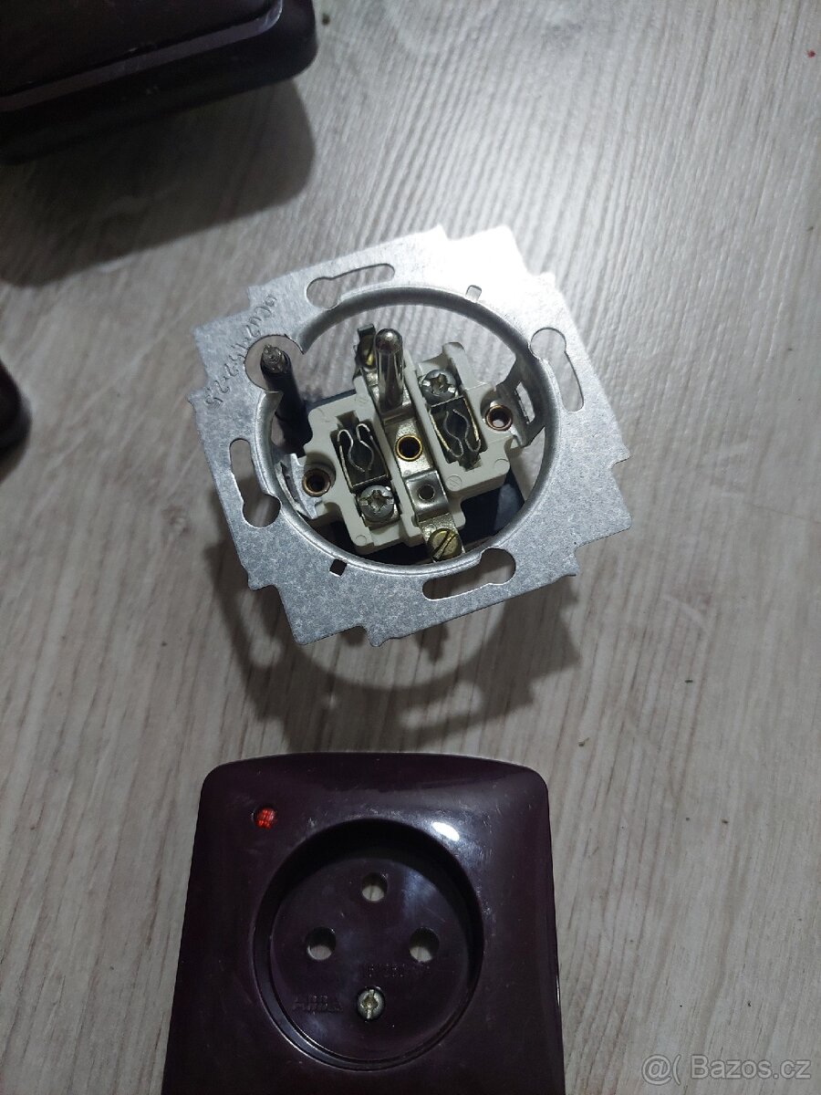 Zásuvky s přepěťová ochrana tango ABB - 5