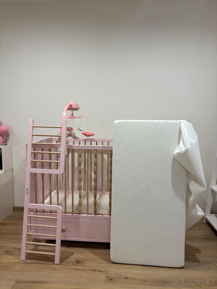 Dětská růžová postýlka Ikea Myllra + matrace a chránič - 5