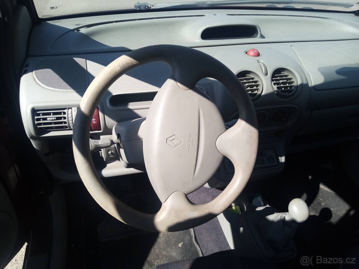 Renault twingo, 1.2 , 43 kw , r.v 2000 - 5