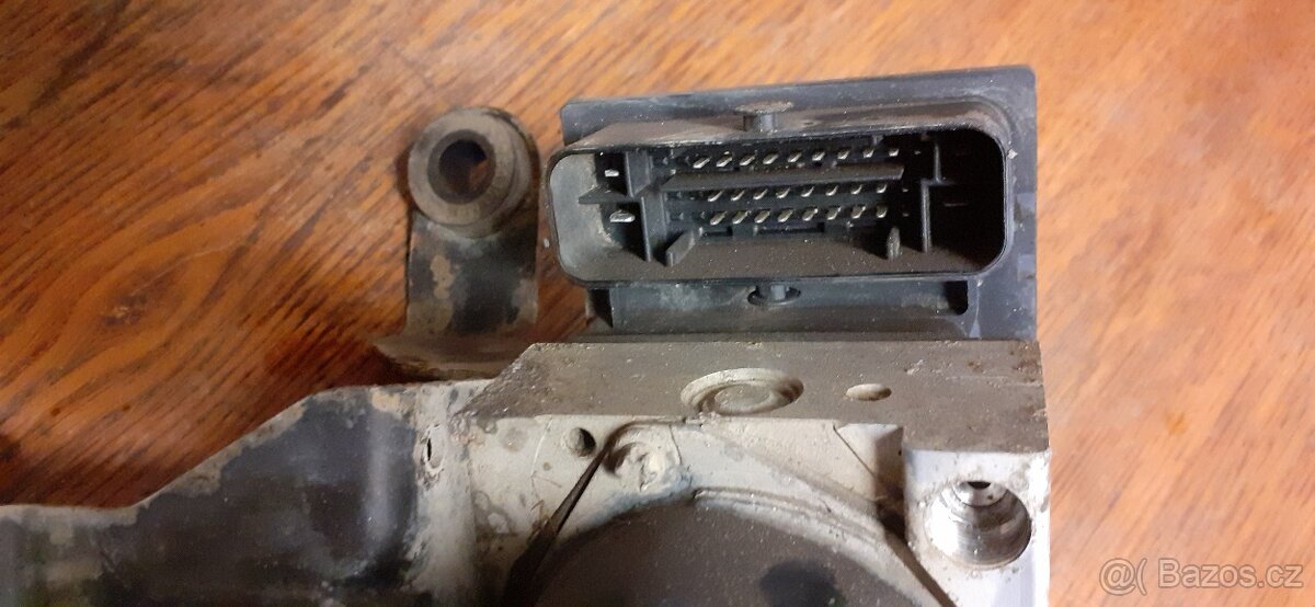 Fabia2,jednotka ABS - 5