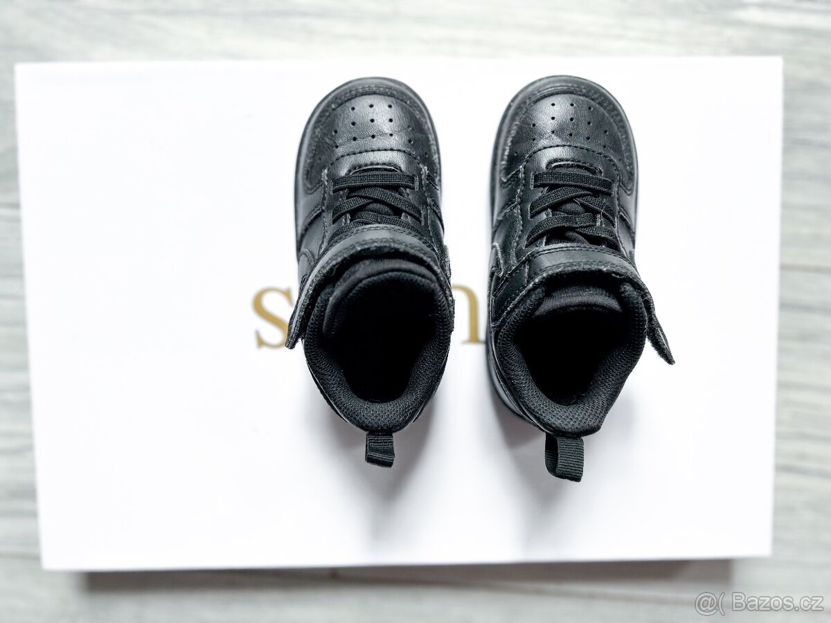 Dětské boty Nike Court - vel. 23,5 - 5