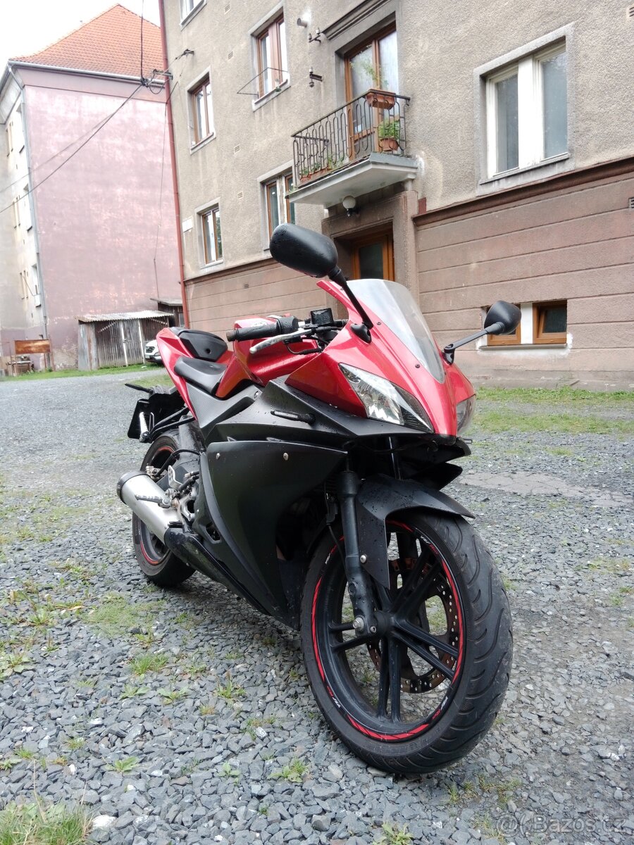Yamaha YZF-R125 - 5