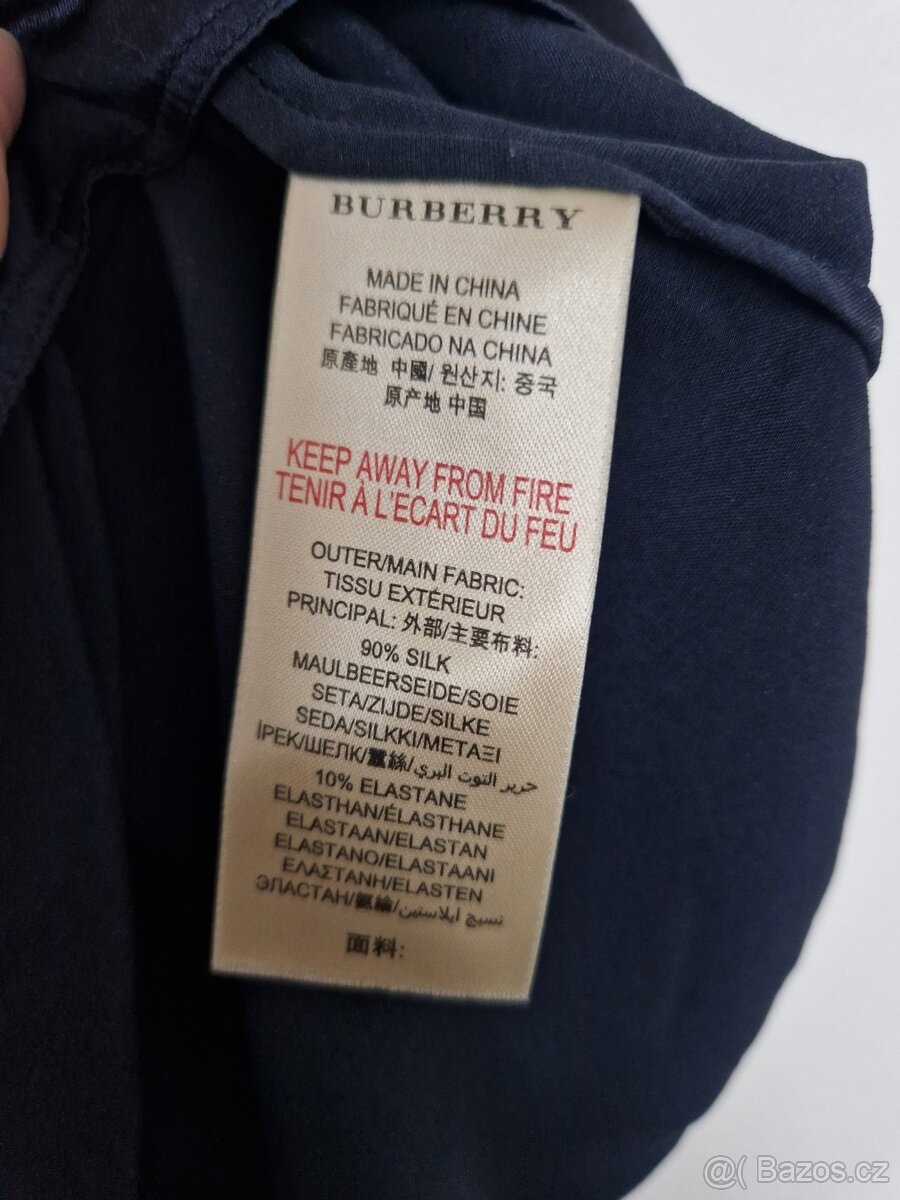 Hedvábná Burberry halenka - 5