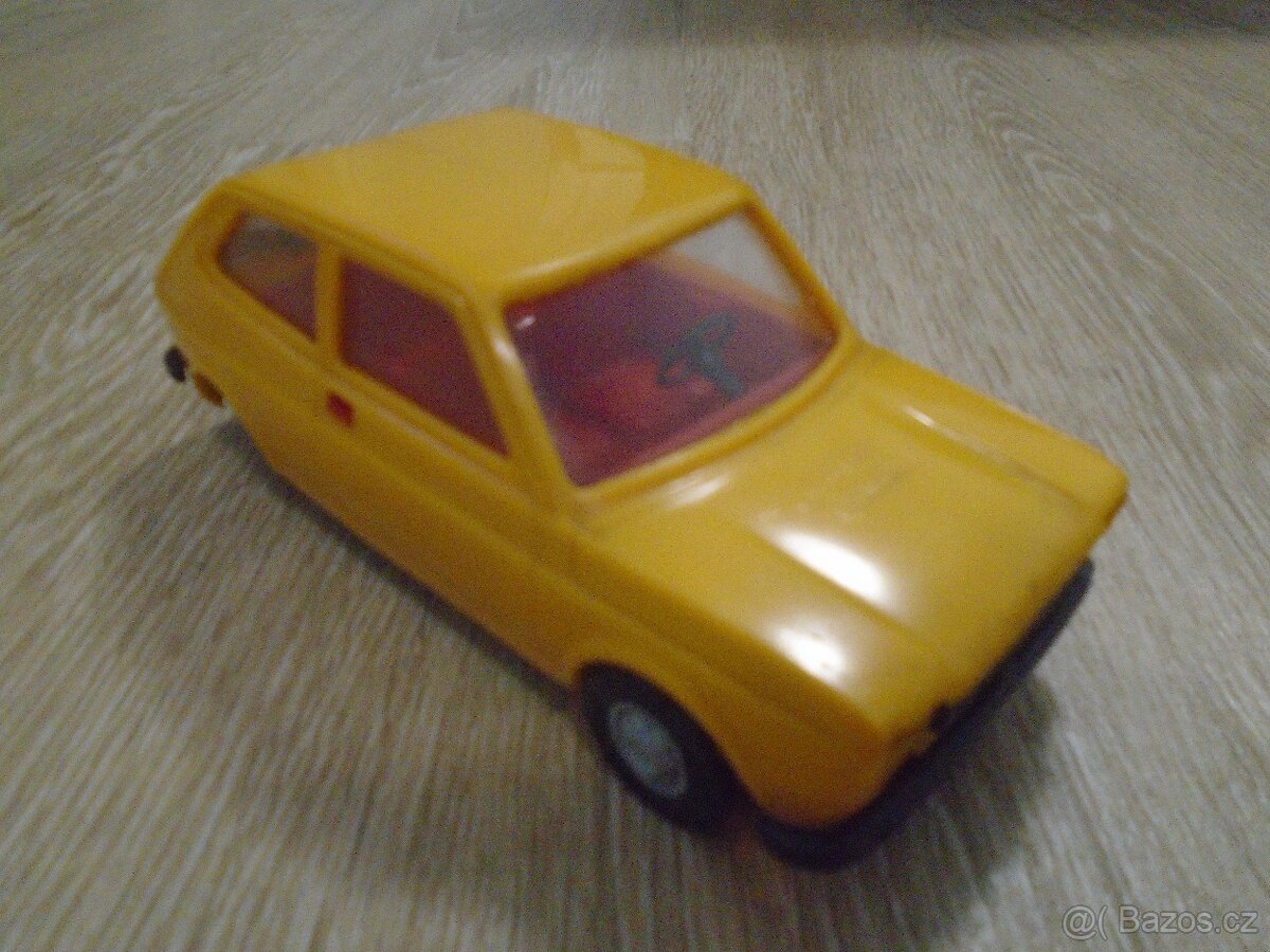 Stará Hračka Fiat 127A - 5