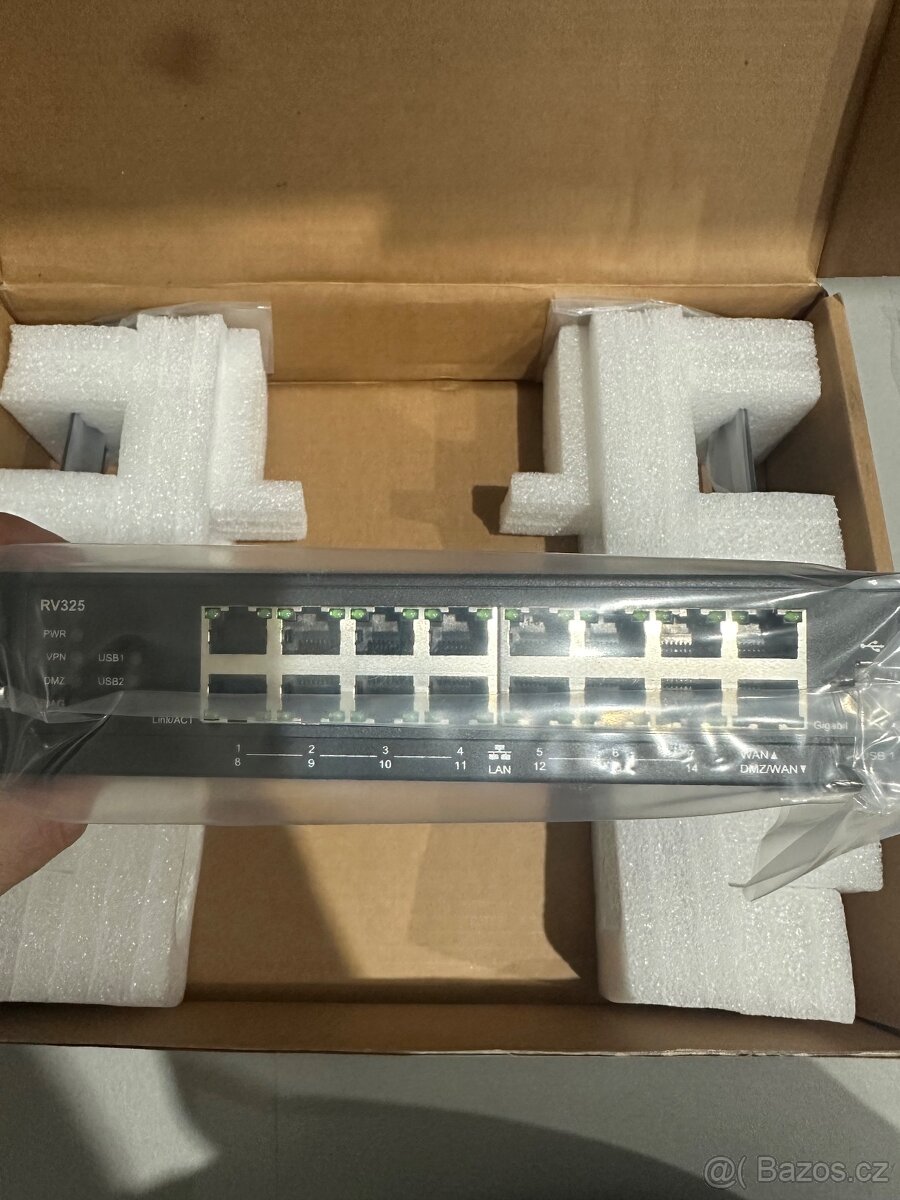 Cisco small business RV325 - 5