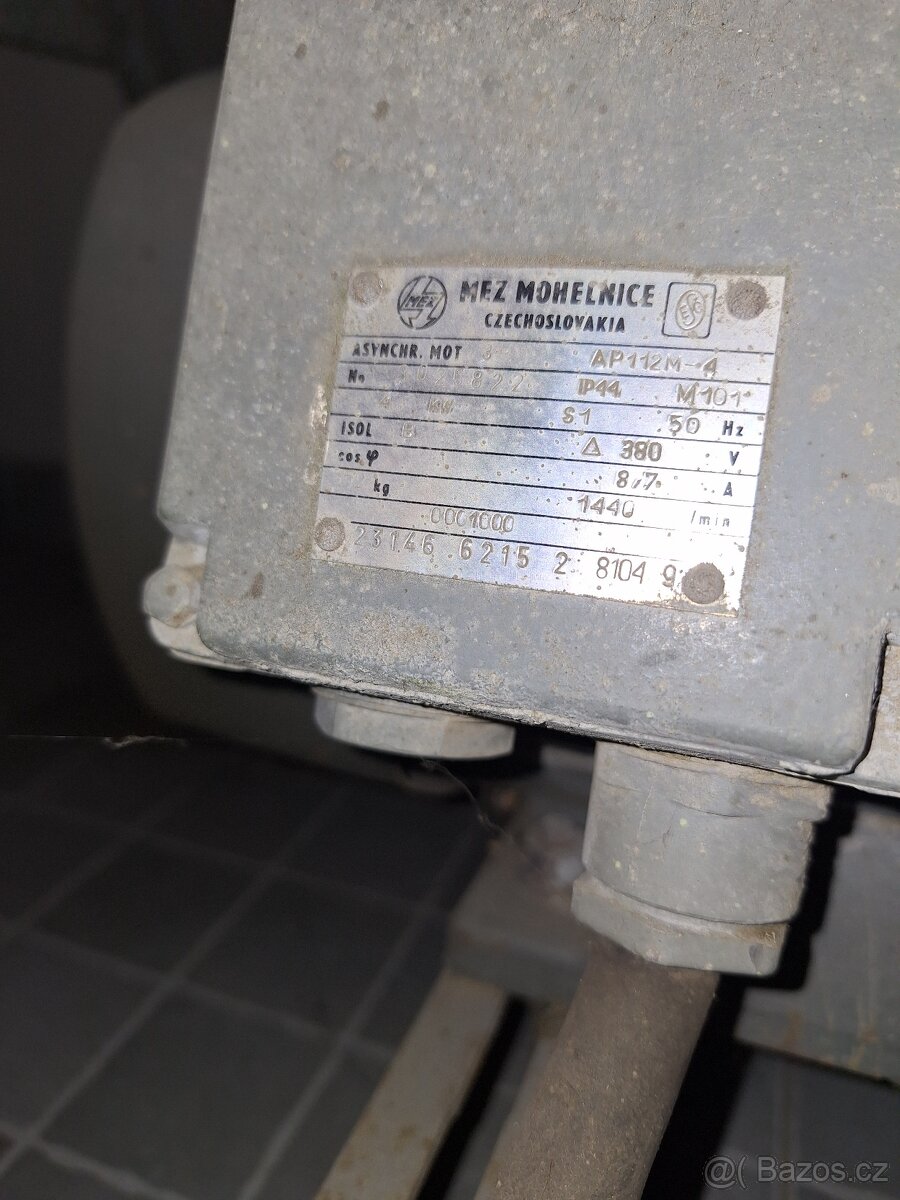 Cirkulárka Narex + hoblovka - 5