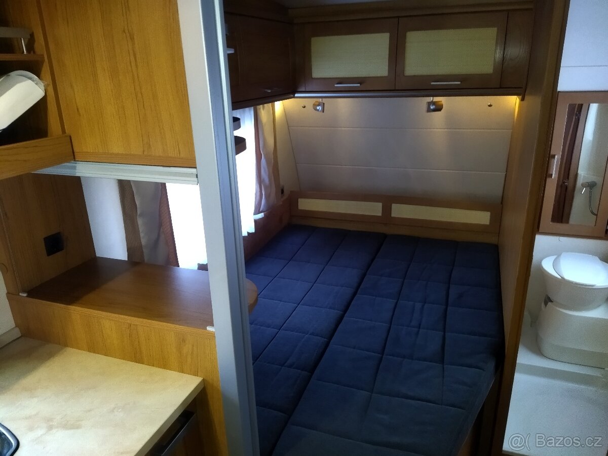 Karavan Knaus Azur 500 rv 2013 solár - 5