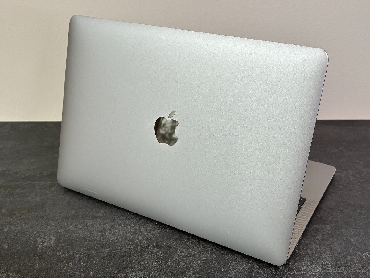MacBook Pro 13'' 2017 / i5 / 8GB RAM / 256GB SSD - DPH - 5