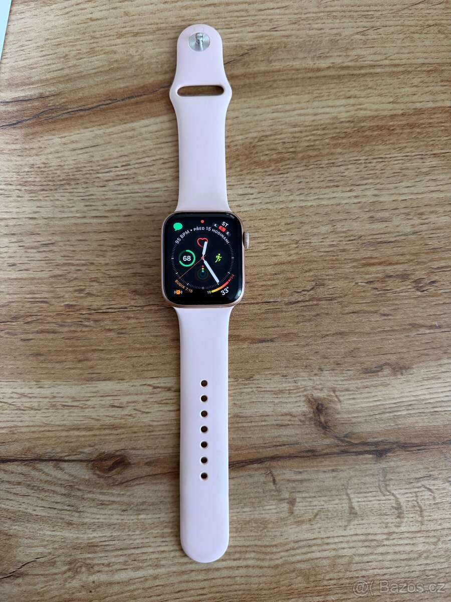 Apple Watch SE 44mm - 5
