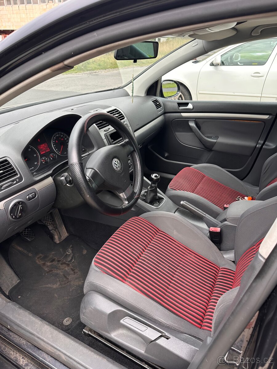 Golf 5 + chip - 5