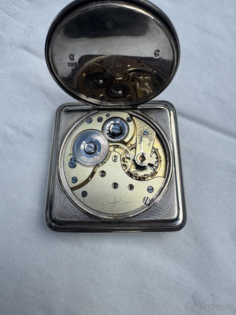 Hranaté celo stříbrné hodinky Omega - 5