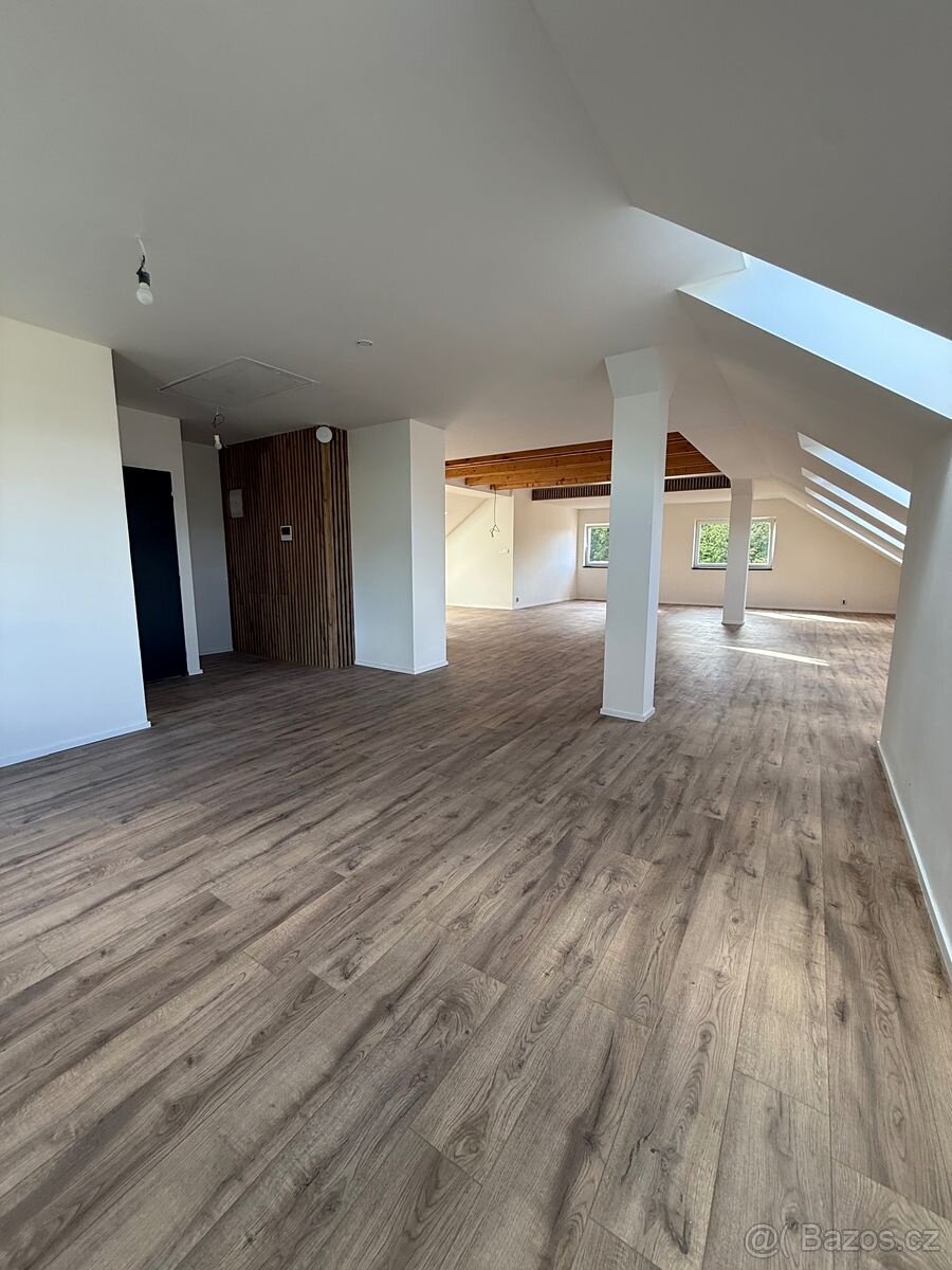 Atypický byt Karlštejn 138 m² - 5