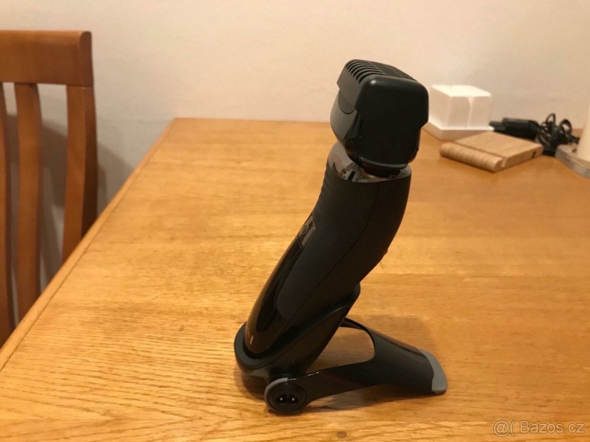 Holící strojek Remington XF8700 - nepoužitý - 5