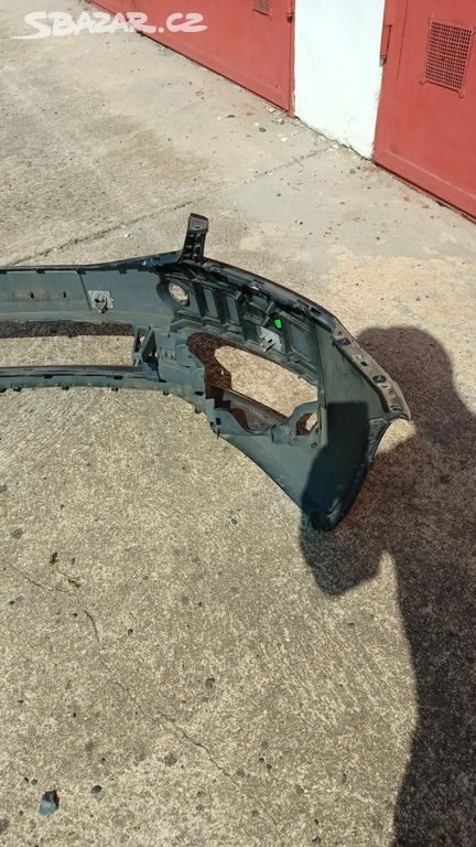 Prodám přední nárazník na Škoda Octavia III Face - 5