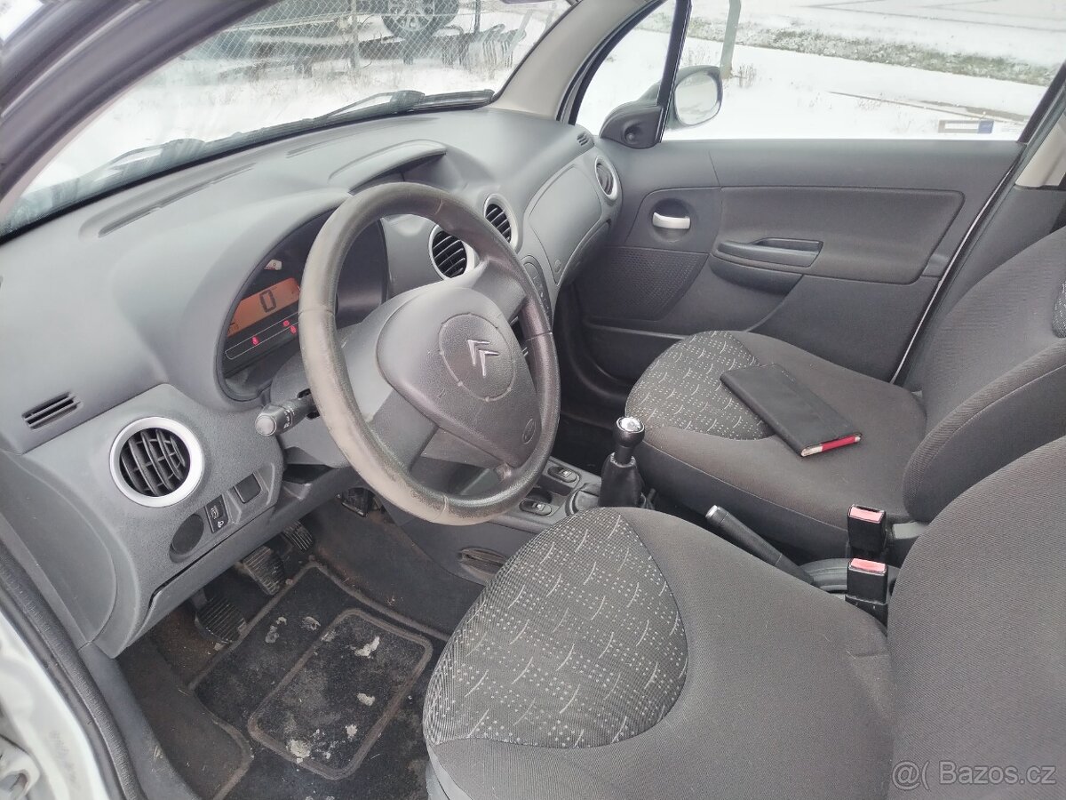 Prodám citroen c3 1.1 najeto 83t ČR - 5