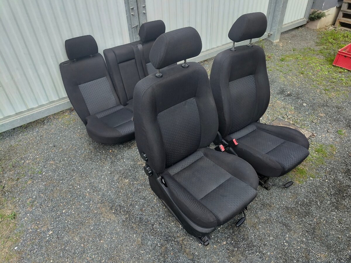 Sedačky Mondeo III - 5