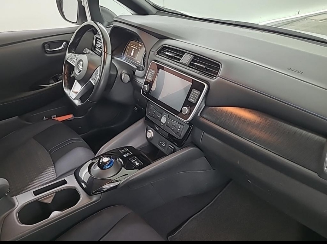 Nissan leaf 40kwh Acenta - 5