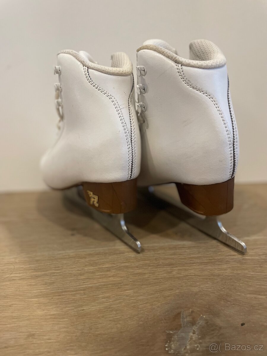 Dětské brusle na krasobrusleni Risport - 5