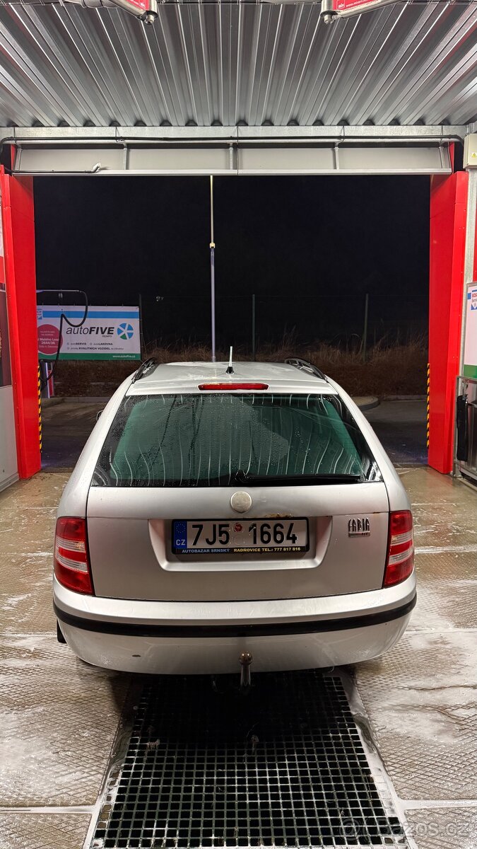 Škoda Fabia 1.4 - 5