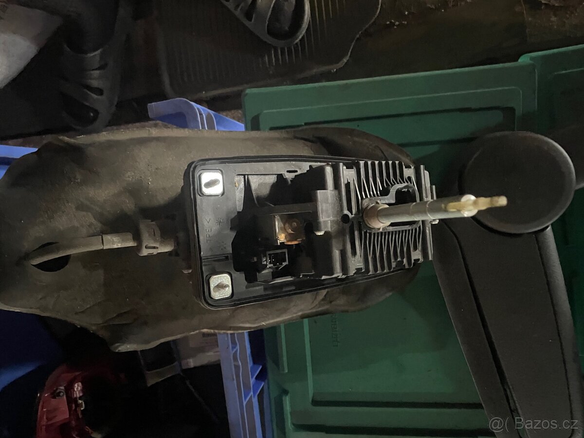 Náhradní díly Audi a6 c6 171kw - 5