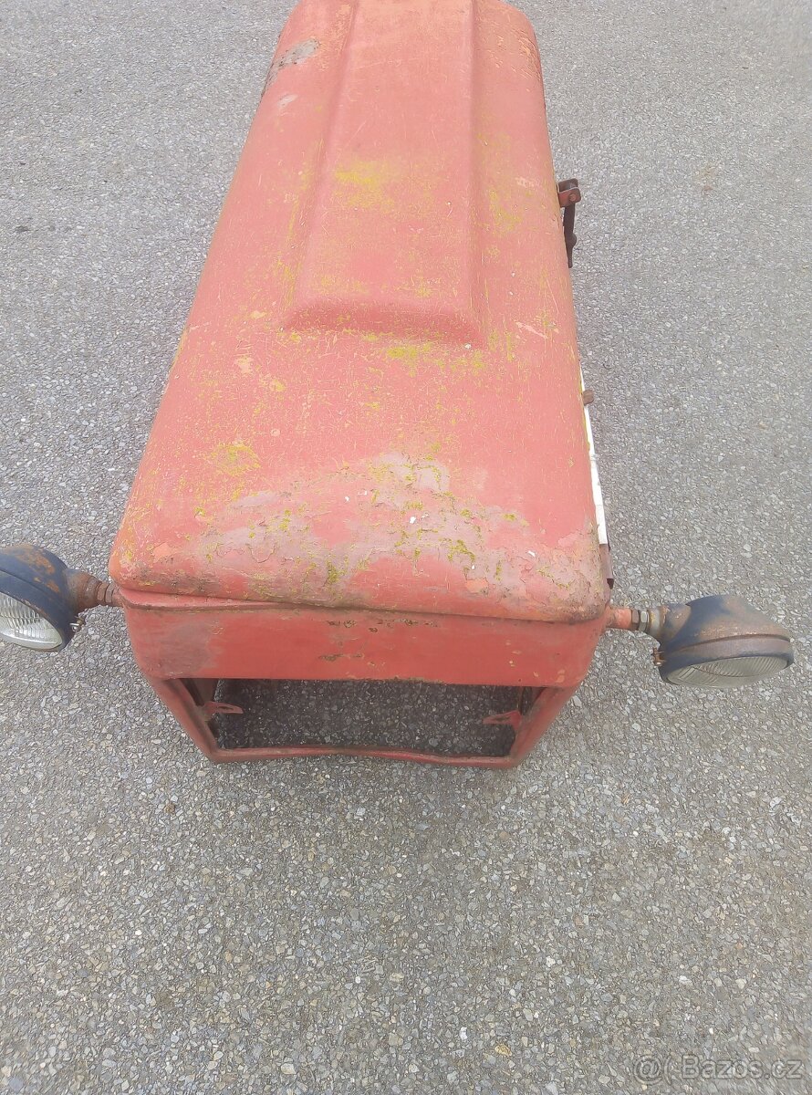 Kapota Zetor 4 válec - 5