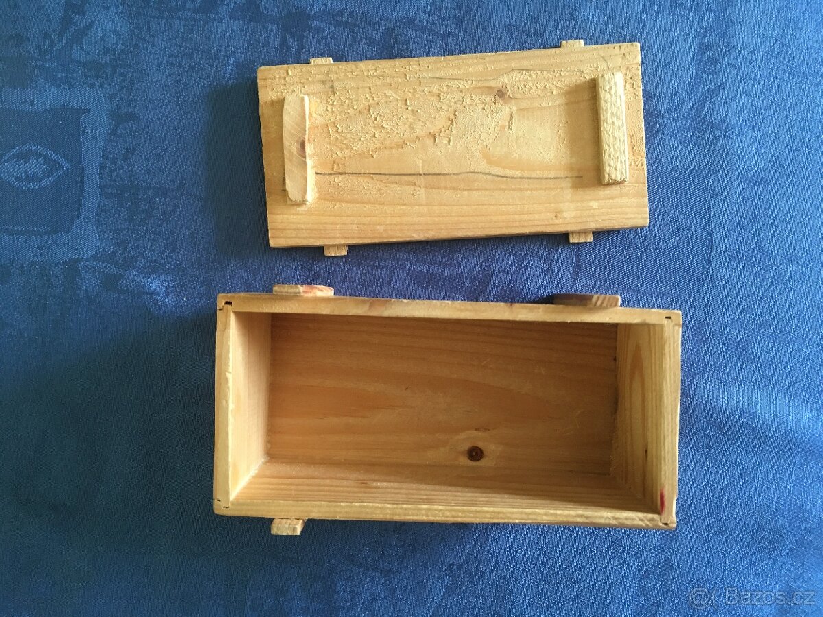 Retro miniaturní bednička na alkohol - 5