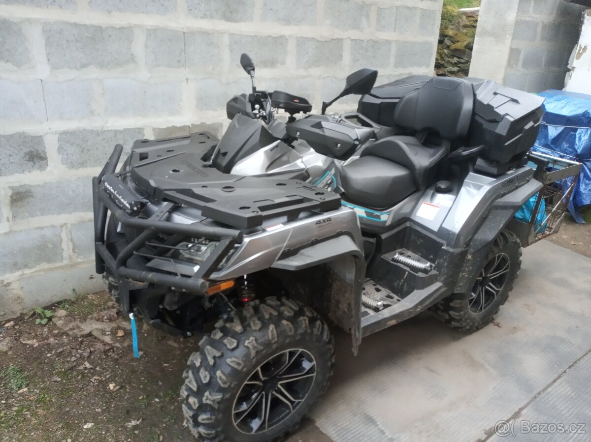 Dobrý pomocník k domu a v lese