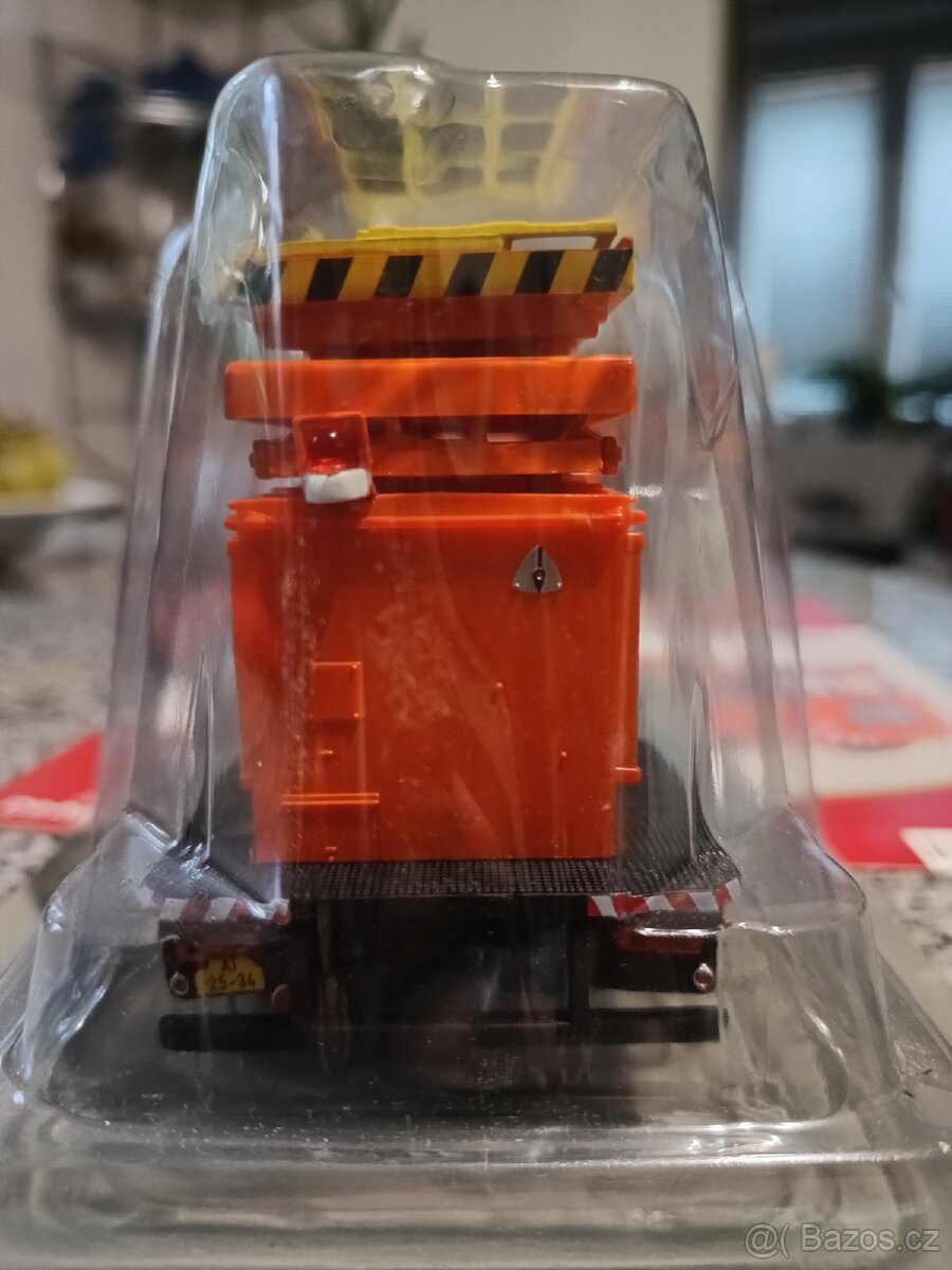 DeAgostini Škoda 706 RT Schörling - 5